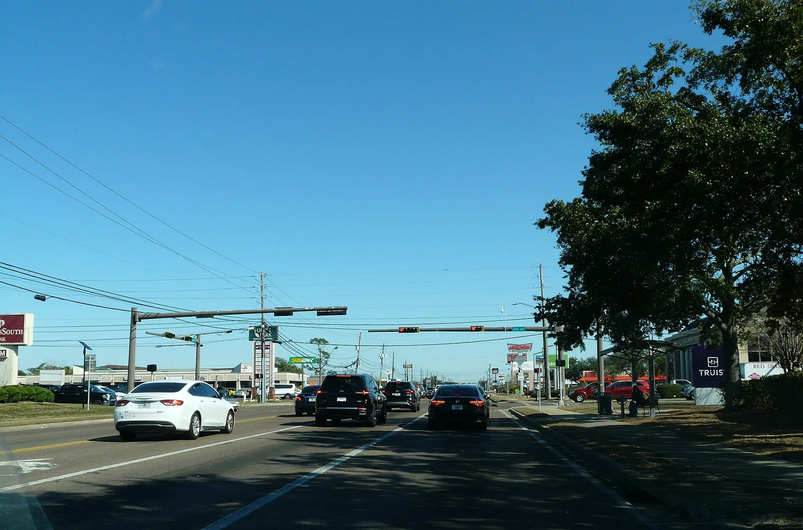 The traffic signal at West 23rd Street and State Avenue in Panama City.